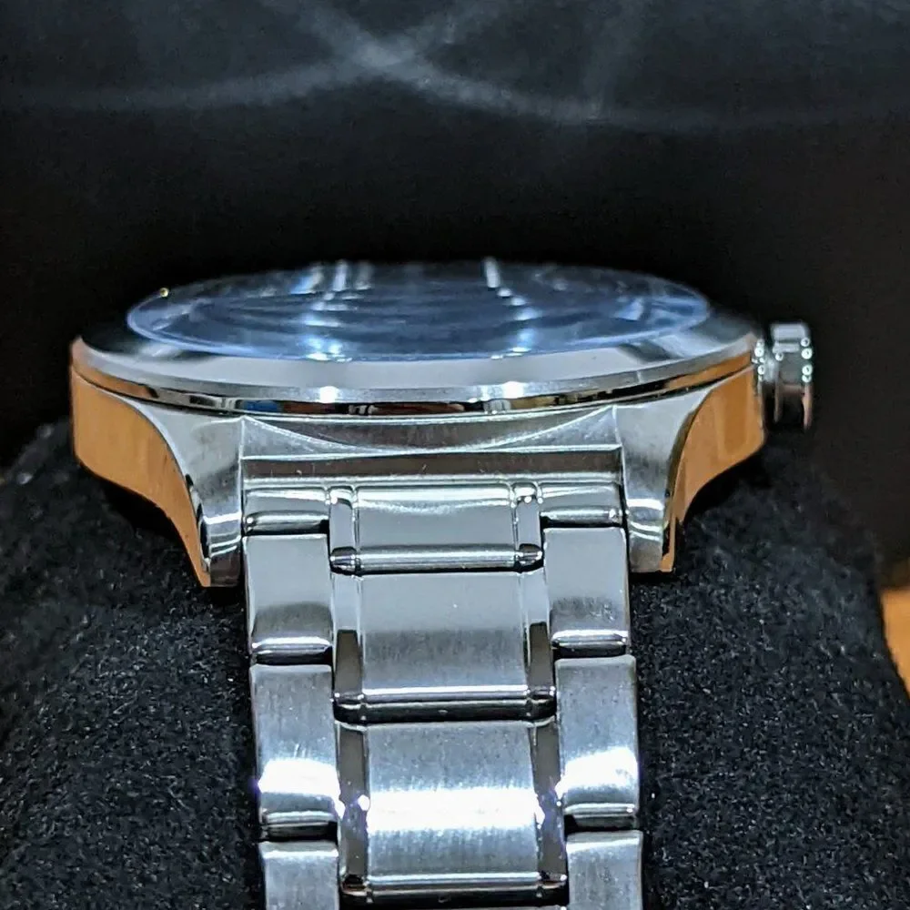 ‎Armani Exchange Men's AX2320 Silver Quartz Watch